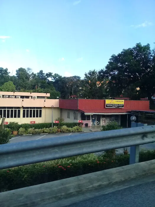 Kolej Tun Dr Ismail (KTDI) UPM Picture 6