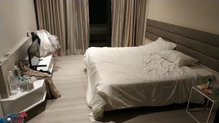 OYO Home 466 Expressionz Suites Studio Picture 1