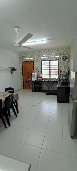 Kerling Air Panas Homestay Picture 8