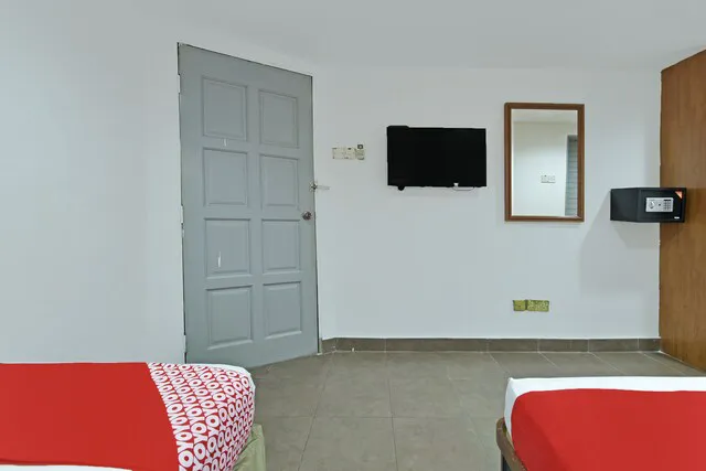 Super OYO 90780 J Hotel Bukit Bintang Picture 8
