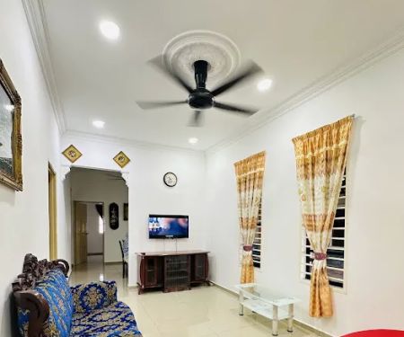 Syunaz Homestay