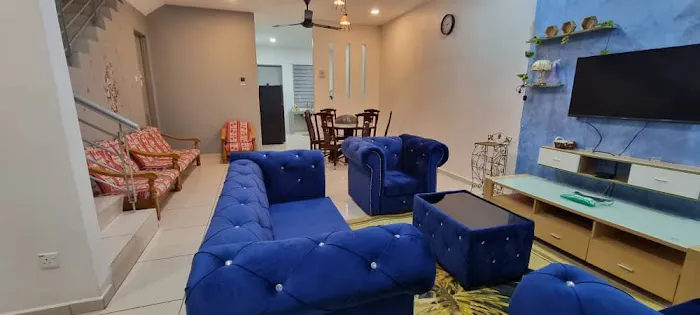 Flora Homestay Jenjarom Picture 7