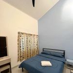 JENJAROM HOMESTAY