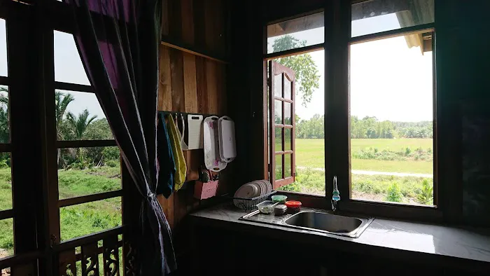 Homestay Kayu (De_Tubir) Picture 8