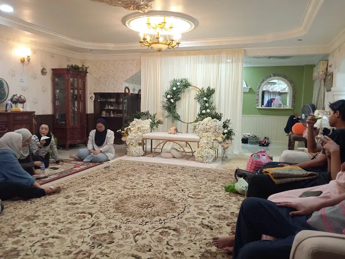 Menarek Garden House Picture 2