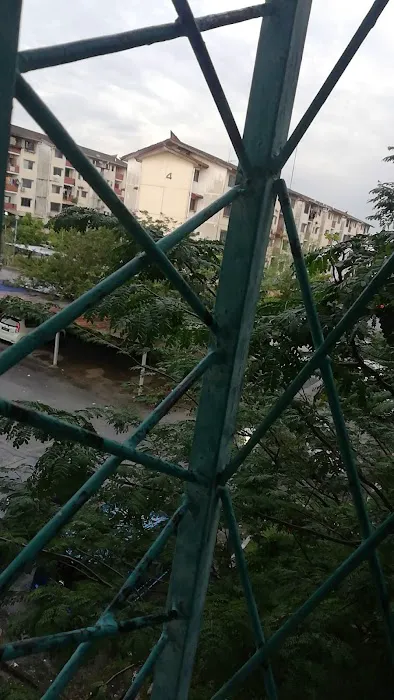 HITACHI HOSTEL Picture 6