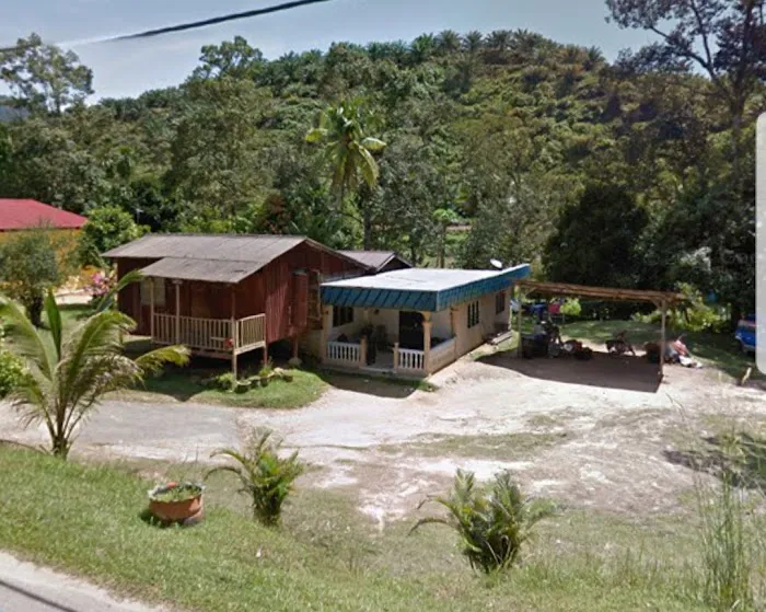 Aziz & Ropiah cottage Picture 2
