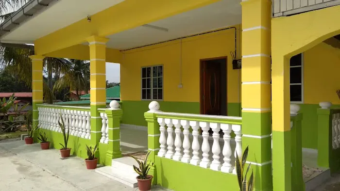 HOMESTAY Abah D' Mama Trolak Picture 3