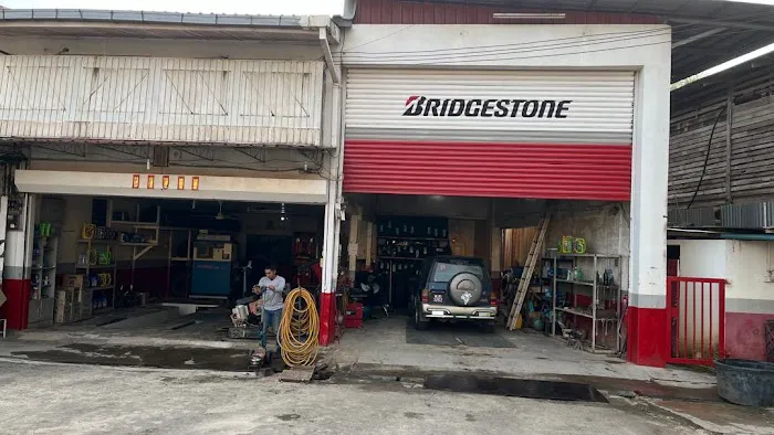 MINHOE Tyre Service Center Picture 3