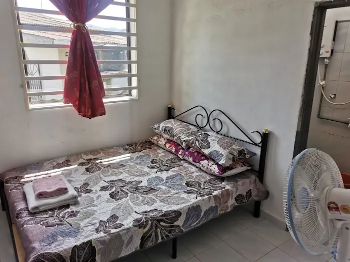 Family Homestay Trolak Selatan Picture 6