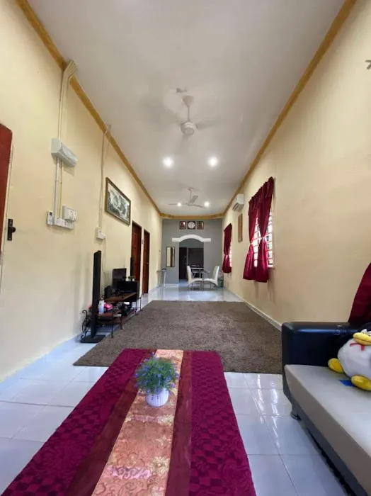 Family Homestay Trolak Selatan Picture 8