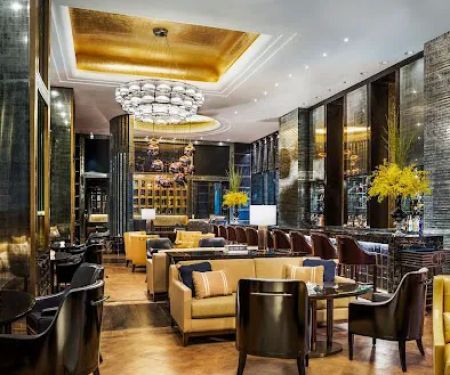 Astor Bar