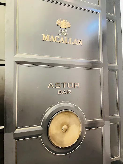 Astor Bar Picture 7