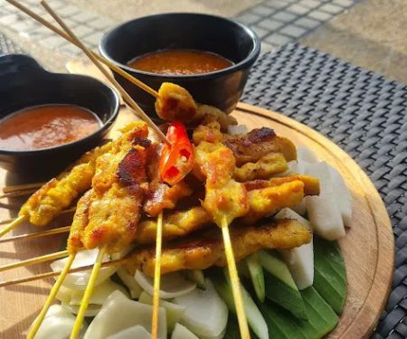 Pool Bar & Grill@8 , Le Méridien Kuala Lumpur