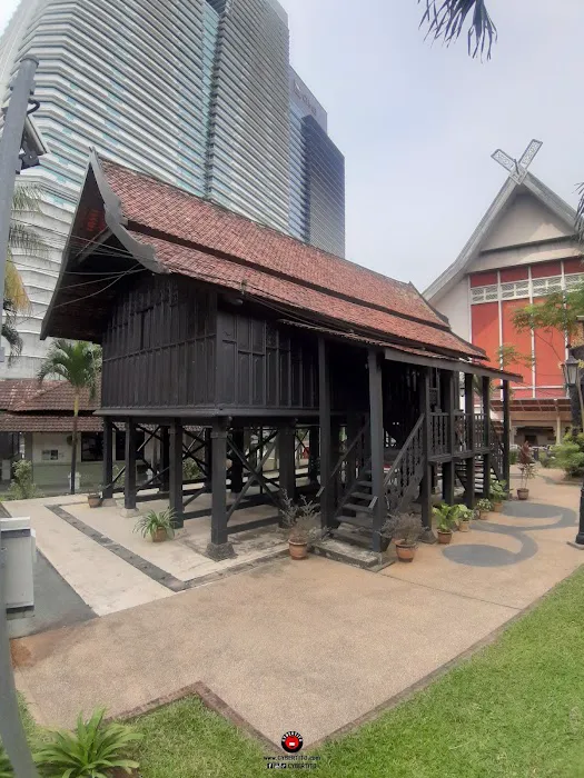 Muzium Etnologi Dunia Melayu Picture 3