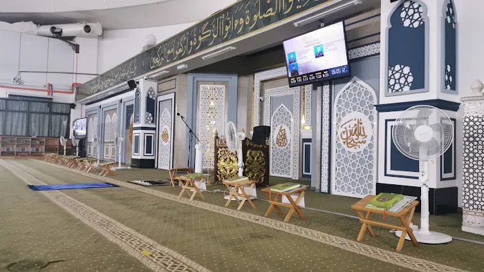 Bukit Aman Mosque Picture 1