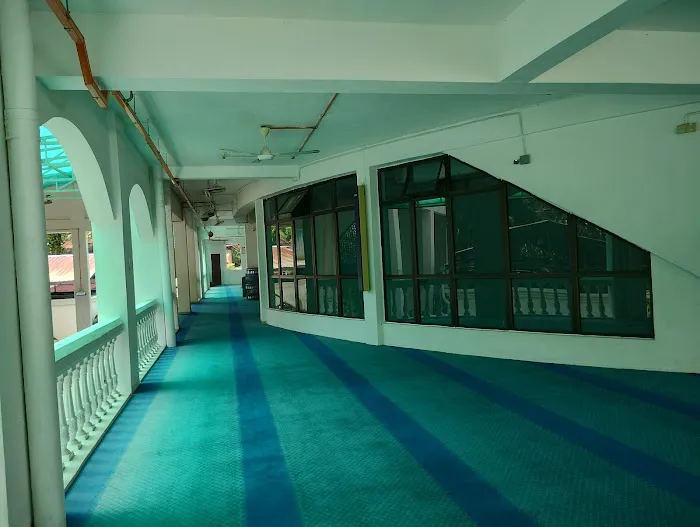 Bukit Aman Mosque Picture 4