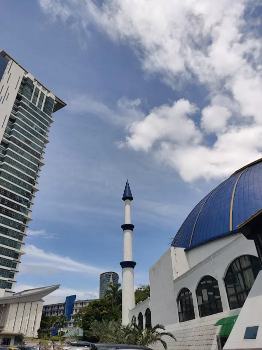 Bukit Aman Mosque Picture 10