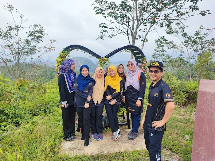 Bukit Peninjau Picture 10