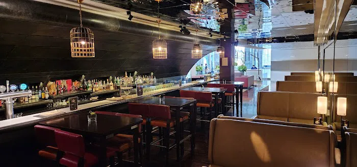 Aviary Bar Picture 4