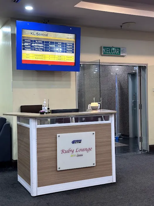 Ruby ETS Lounge (KL Sentral) Picture 3