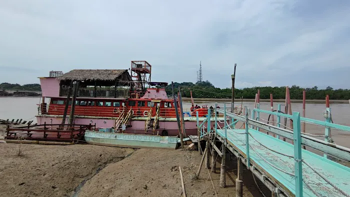 Fishermen Village Picture 1