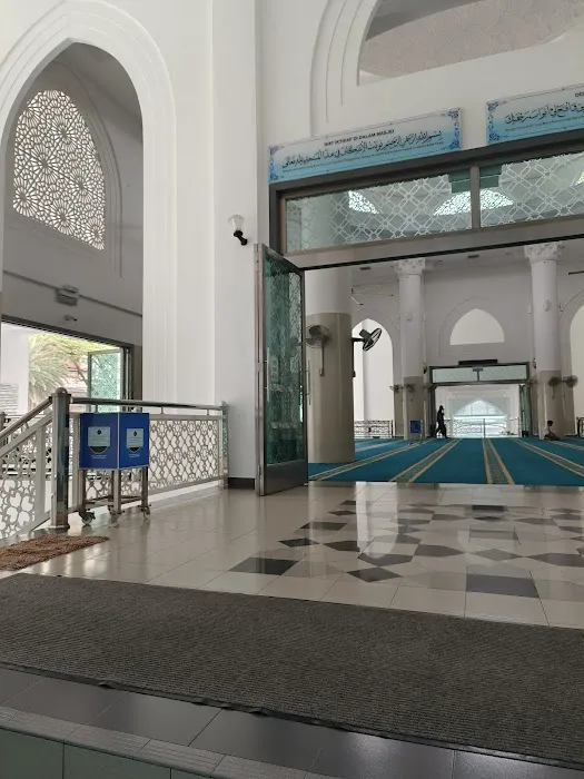 Al Bukhary Mosque Picture 8