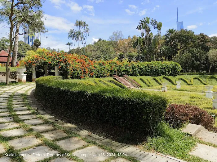 Oasis Garden Picture 2