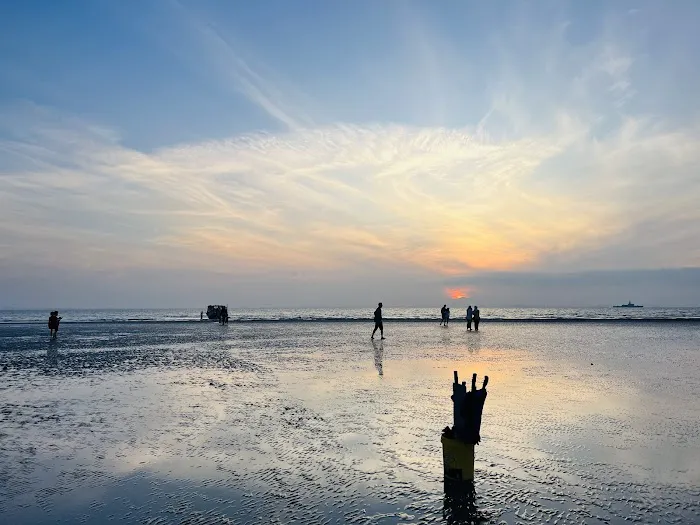 NYC Tour Sky Mirror Kuala Selangor Picture 6
