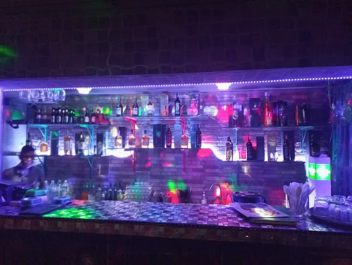 BOX OFFICE Restaurant & Bar Picture 2