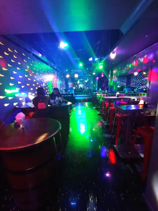 BOX OFFICE Restaurant & Bar Picture 8