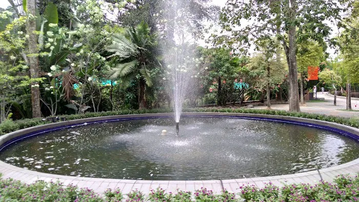 Sunken Garden Picture 10