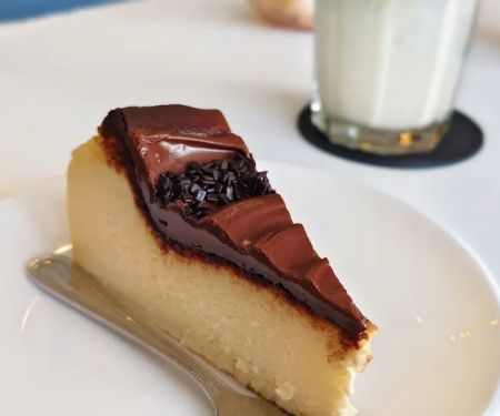 Sugar Dinda & Kedai Kopi Lipis