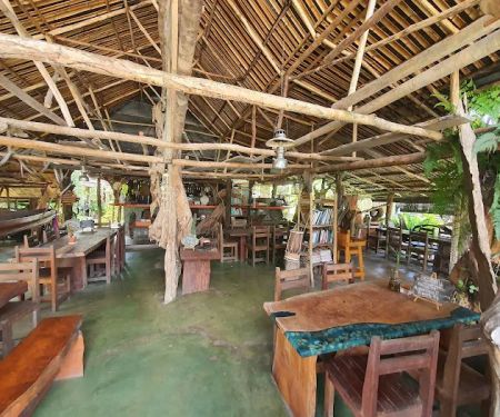 Kayu Kayan Cafe