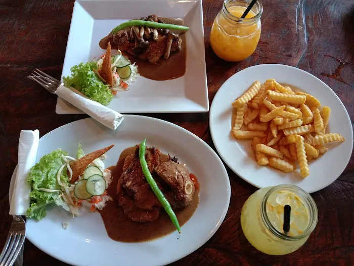 Kayu Kayan Cafe Picture 7