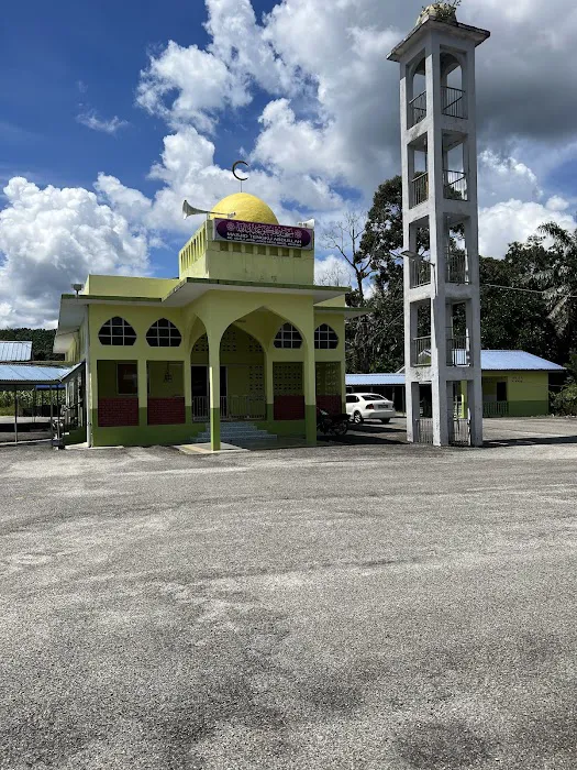 Tengku Abdullah mosque kampung kuala atok Picture 9