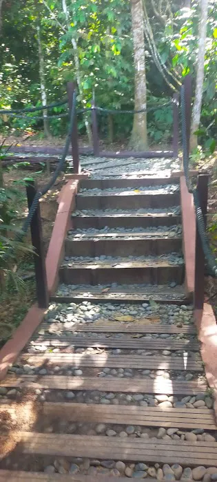 Junction to skywalk Picture 1