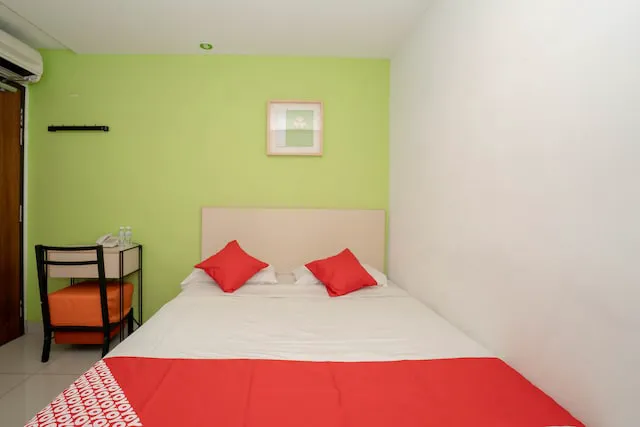OYO 981 Ant Cave Hotel Picture 9
