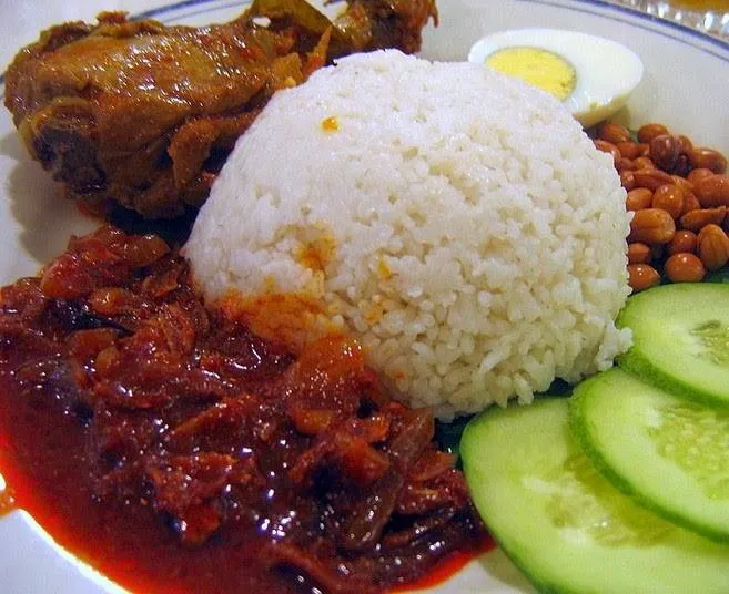 Nasi lemak makdak Picture 3