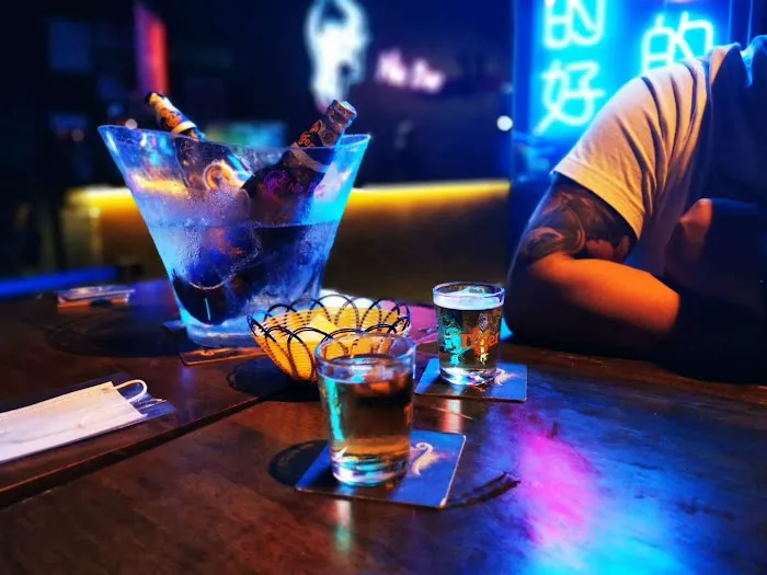 Niu Bar Picture 1