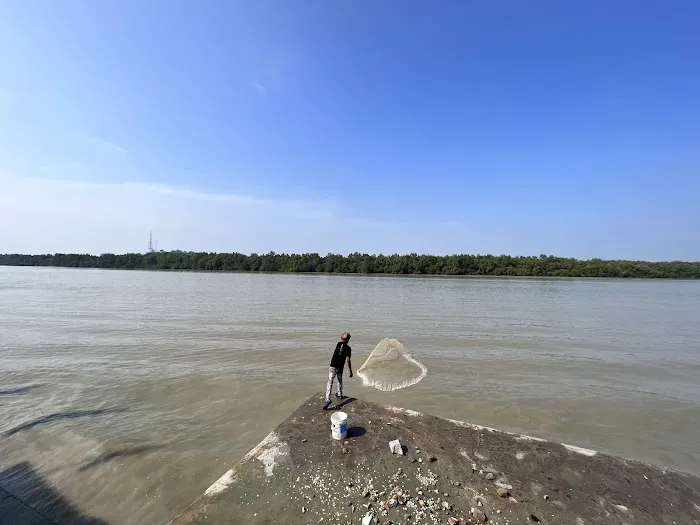 瓜雪彩虹河堤 Rainbow Bund Picture 2