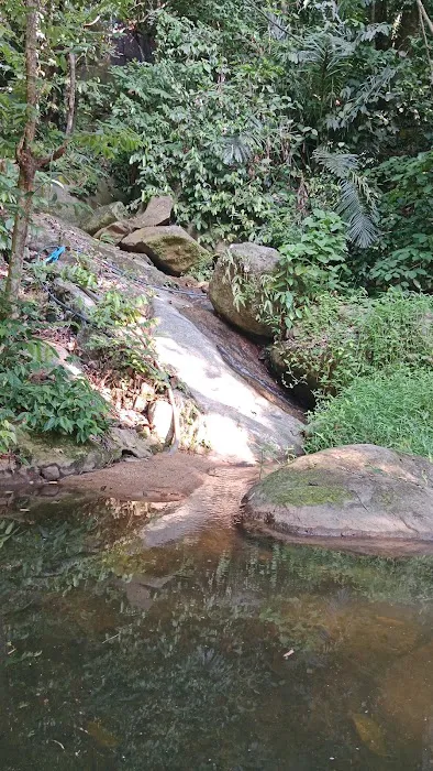 KOLAM TAKUNGAN BEKALAN AIR KESIHATAN KG BELUAN Picture 10