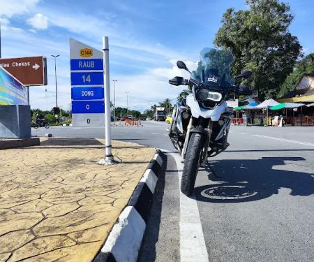 0 km Dong