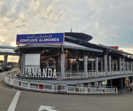 Komplek Alamanda