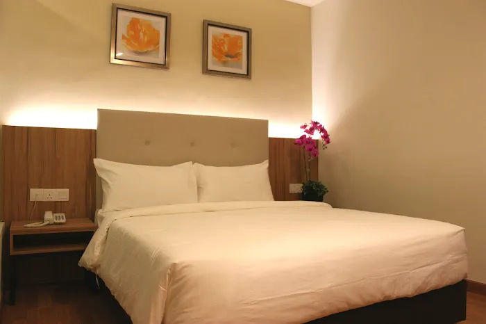 Big M Hotel Picture 1