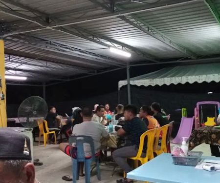 Gerai Pakwe Halin