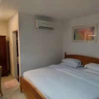 Lotus Hotel Masjid India ico