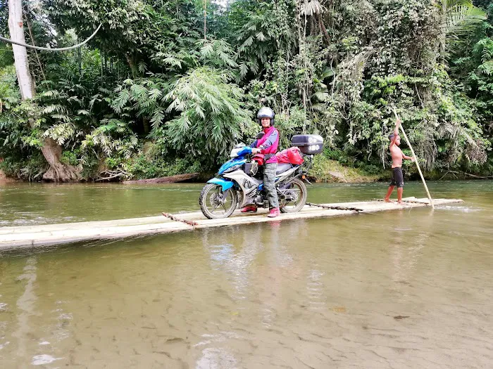 Titom Rakit Crossing Picture 8