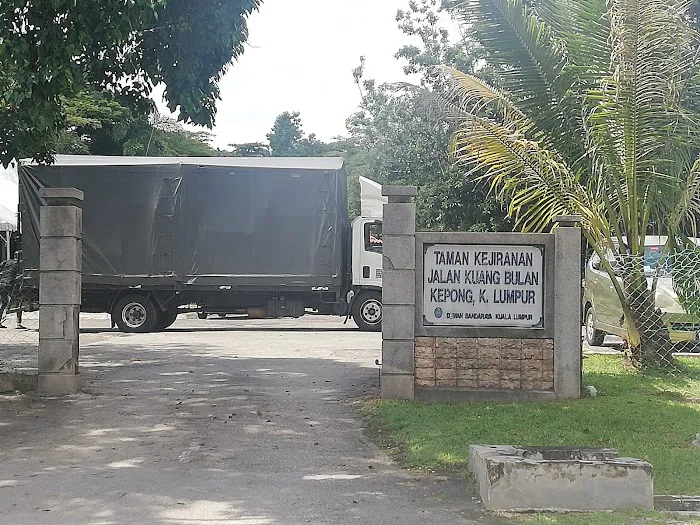 Taman Kejiranan Jalan Kuang Bulan, Kepong Picture 9