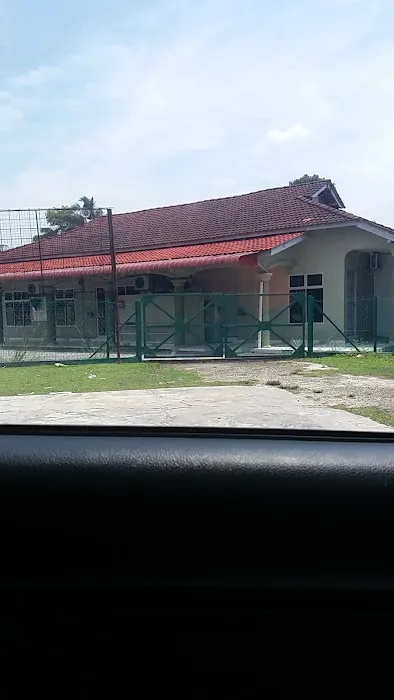Surau Taman Cheneras Jaya Picture 3